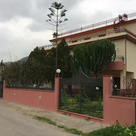 Marianna Apartment Pollina