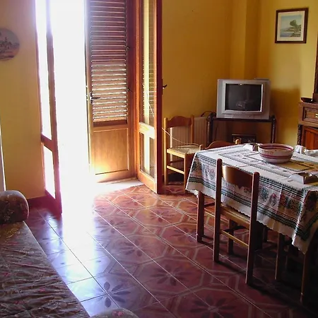 Marianna Apartmán Pollina